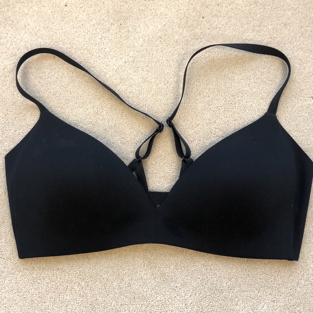EUC Lululemon Take Shape Bra.